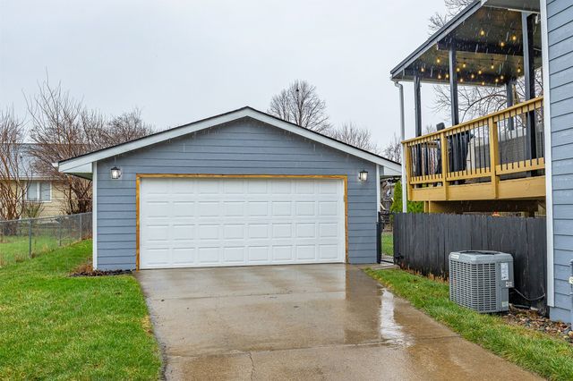 1506 NW Applewood Street, Ankeny, IA 50023