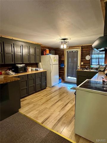 20722 State Highway AA, Potosi, MO 63664