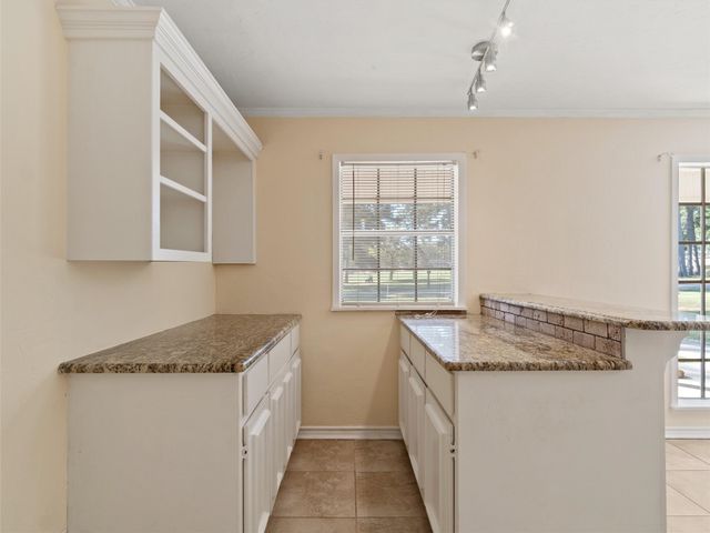 442 Golf Rd, Gilmer, TX 75645