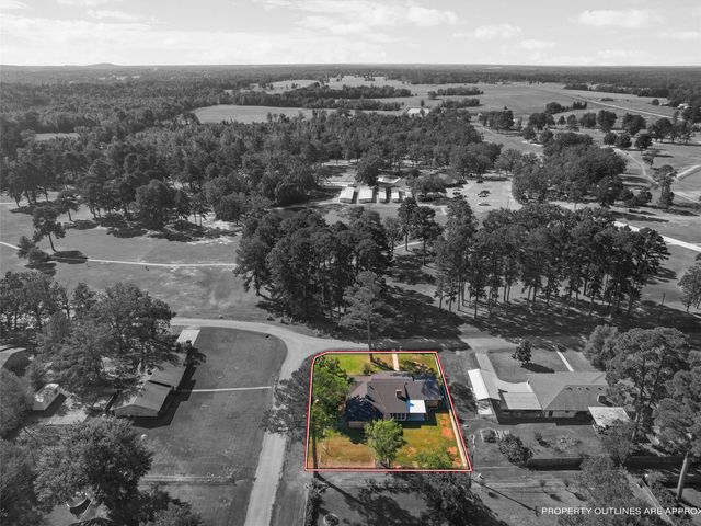 442 Golf Rd, Gilmer, TX 75645