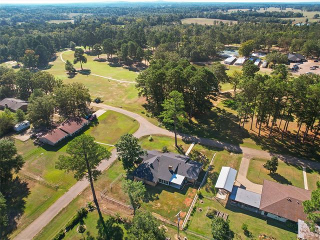442 Golf Rd, Gilmer, TX 75645