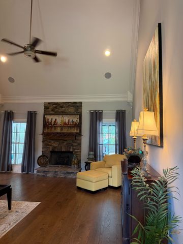 1523 Anatole Ct, Murfreesboro, TN 37130