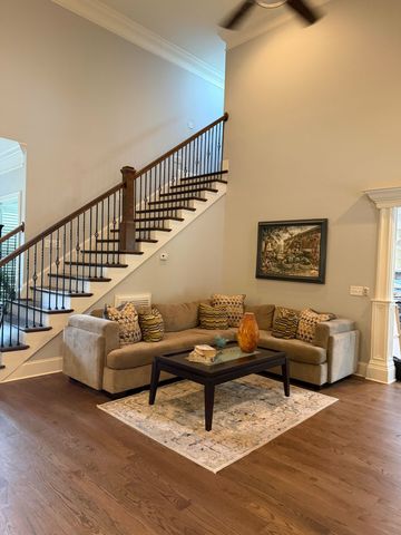 1523 Anatole Ct, Murfreesboro, TN 37130