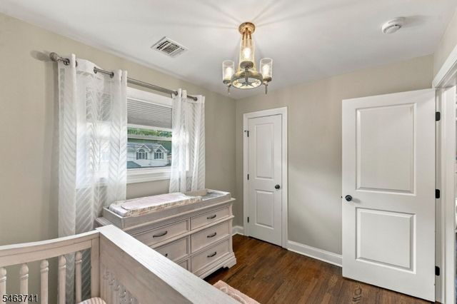 264 Winifred Dr, Totowa Boro, NJ 07512