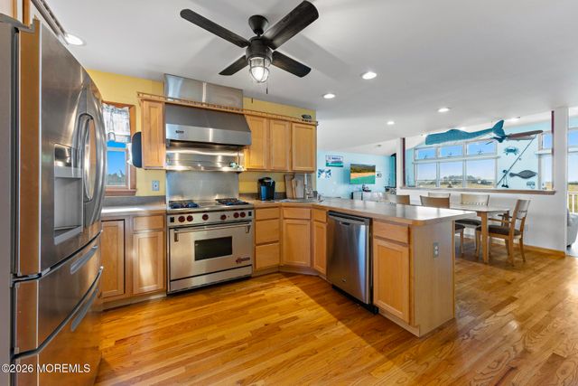 28 S Portland Drive, Little Egg Harbor, NJ 08087