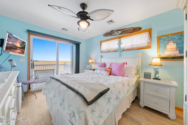 28 S Portland Drive, Little Egg Harbor, NJ 08087