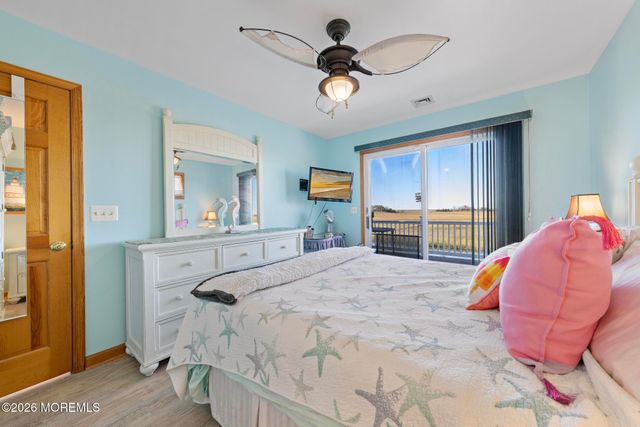 28 S Portland Drive, Little Egg Harbor, NJ 08087