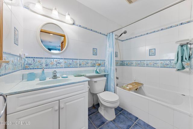 28 S Portland Drive, Little Egg Harbor, NJ 08087