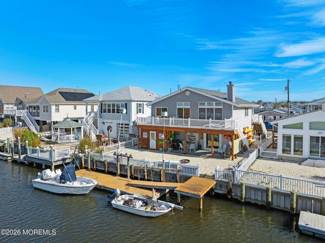 28 S Portland Drive, Little Egg Harbor, NJ 08087