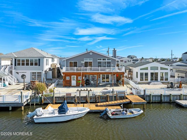 28 S Portland Drive, Little Egg Harbor, NJ 08087