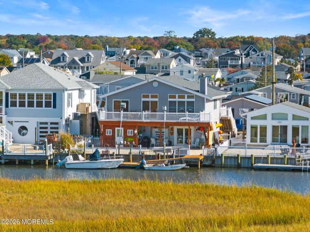 28 S Portland Drive, Little Egg Harbor, NJ 08087