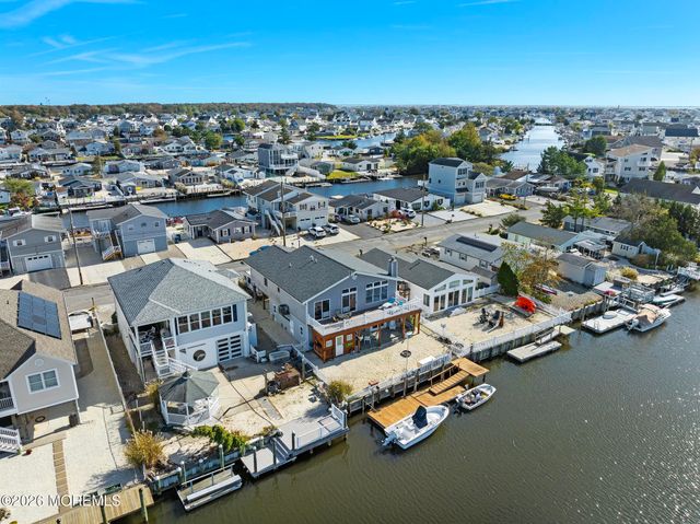 28 S Portland Drive, Little Egg Harbor, NJ 08087