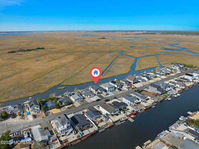 28 S Portland Drive, Little Egg Harbor, NJ 08087