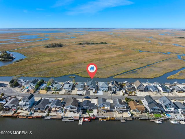 28 S Portland Drive, Little Egg Harbor, NJ 08087
