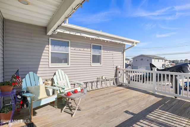28 S Portland Drive, Little Egg Harbor, NJ 08087