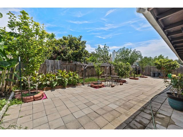 13722 Branford Greens Drive, Houston, TX 77083