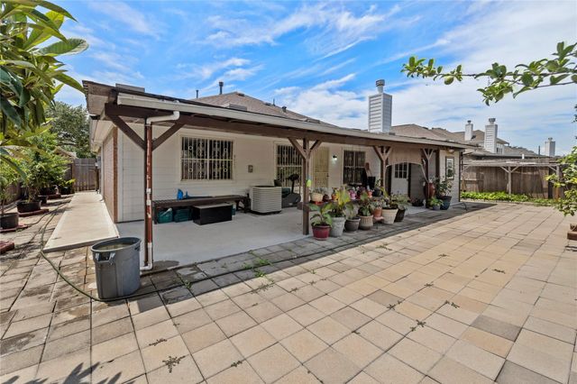 13722 Branford Greens Drive, Houston, TX 77083