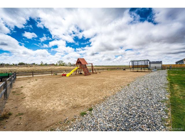56248 E 22nd Pl, Strasburg, CO 80136