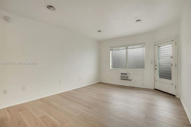 835 Meridian Avenue 3, Miami Beach, FL 33139