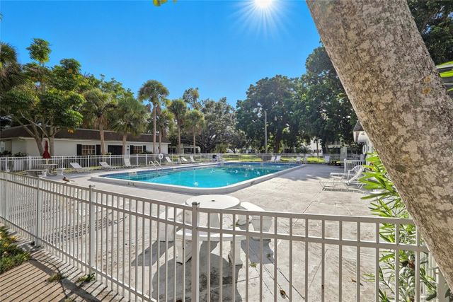 4705 5TH STREET W 302, Bradenton, FL 34207