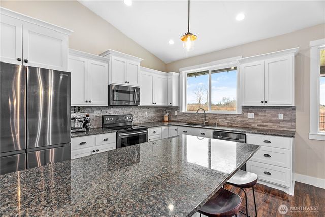 715 Red Maple Loop, Everson, WA 98247