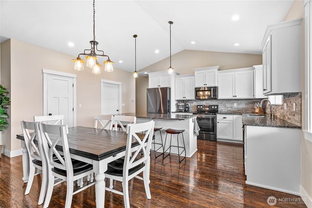 715 Red Maple Loop, Everson, WA 98247