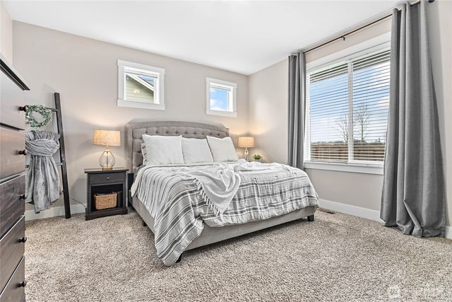 715 Red Maple Loop, Everson, WA 98247