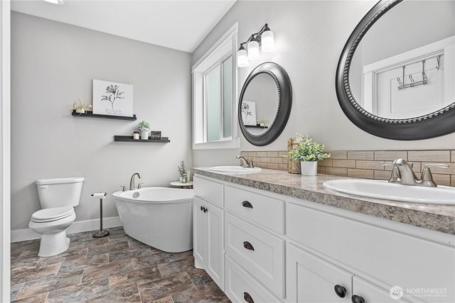 715 Red Maple Loop, Everson, WA 98247