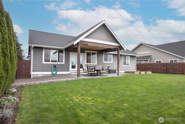 715 Red Maple Loop, Everson, WA 98247