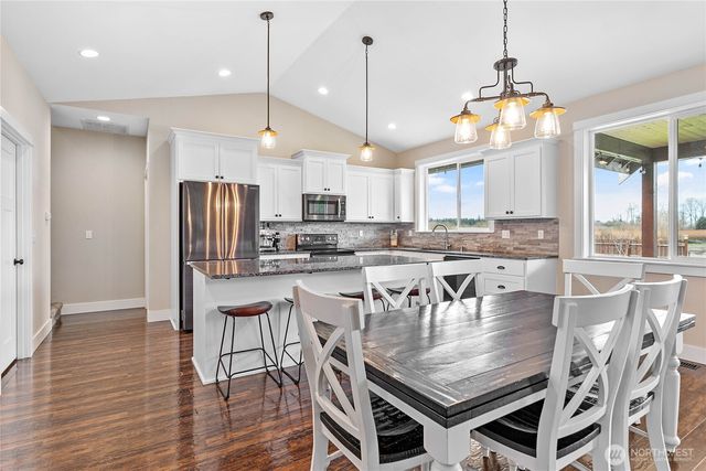 715 Red Maple Loop, Everson, WA 98247