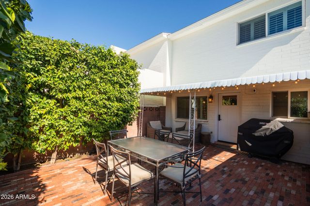 4009 E CAMPBELL Avenue, Phoenix, AZ 85018