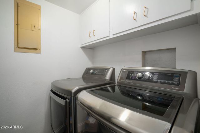 4009 E CAMPBELL Avenue, Phoenix, AZ 85018