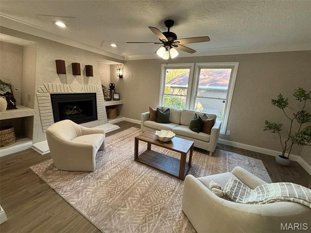 11849 Northport Drive, Florissant, MO 63033