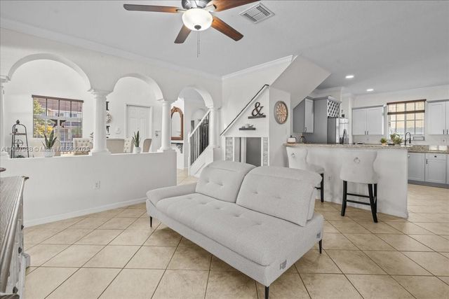 14027 SW 274th Ter, Homestead, FL 33032