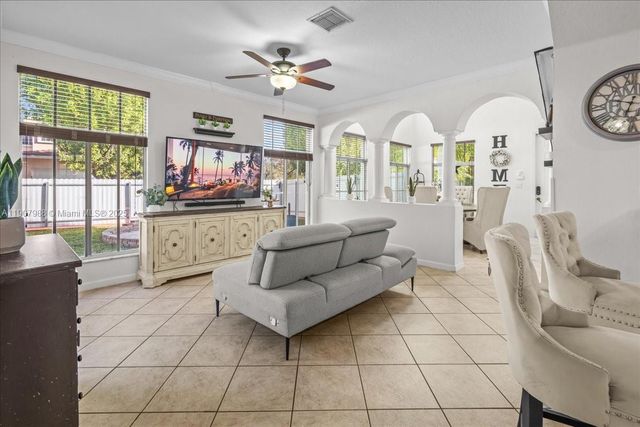 14027 SW 274th Ter, Homestead, FL 33032