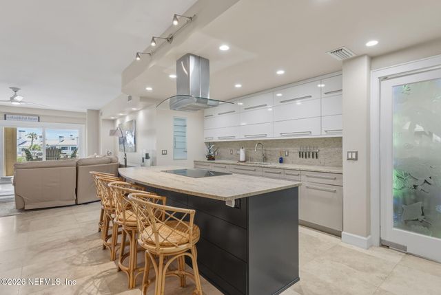 931 SPINNAKERS REACH Drive, Ponte Vedra Beach, FL 32082