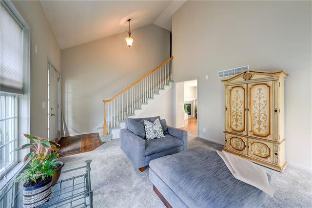 21475 W 121st Street, Olathe, KS 66061