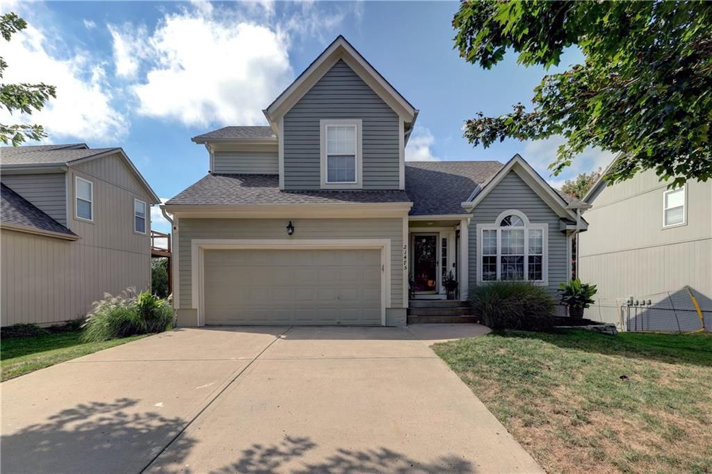 21475 W 121st Street, Olathe, KS 66061
