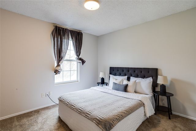 441 Compton Lane, Waxahachie, TX 75167