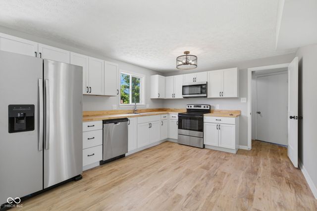 4349 Alhambra Drive, Anderson, IN 46013