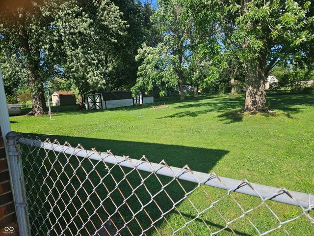1402 S Thompson Road, Shelbyville, IN 46176