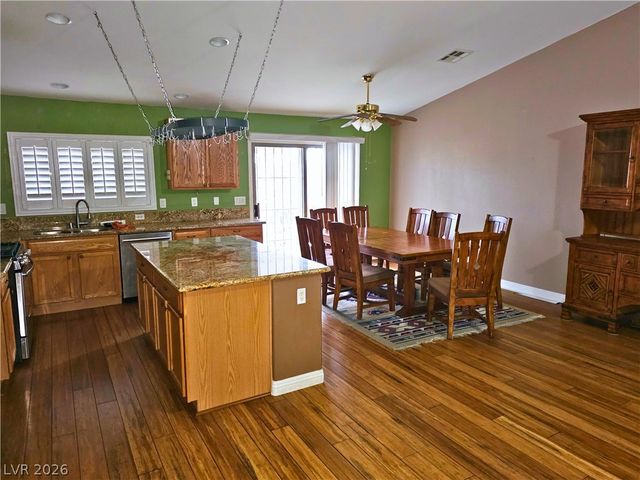 5932 Crestmont Drive, North Las Vegas, NV 89031