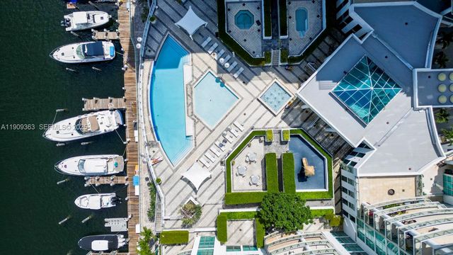 3131 NE 188th Street 2-1004, Aventura, FL 33180