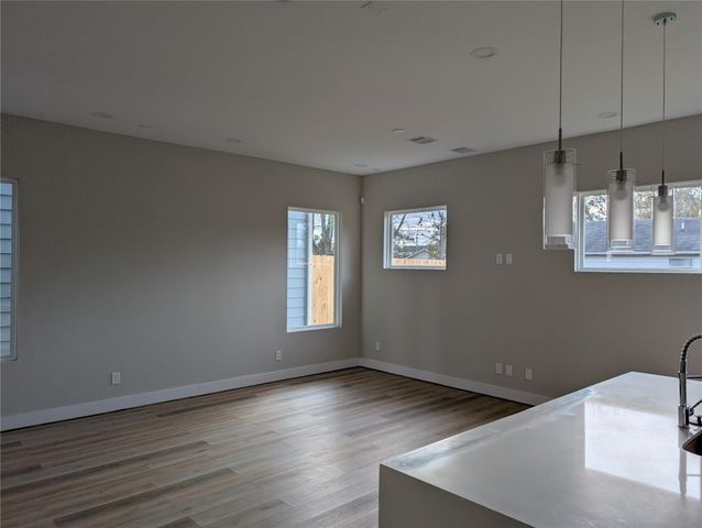 8117 Esther Acres, Houston, TX 77088