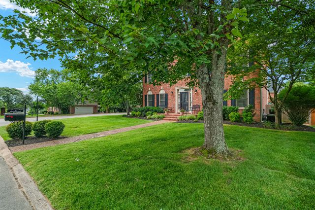 417 Ridgestone Dr, Franklin, TN 37064