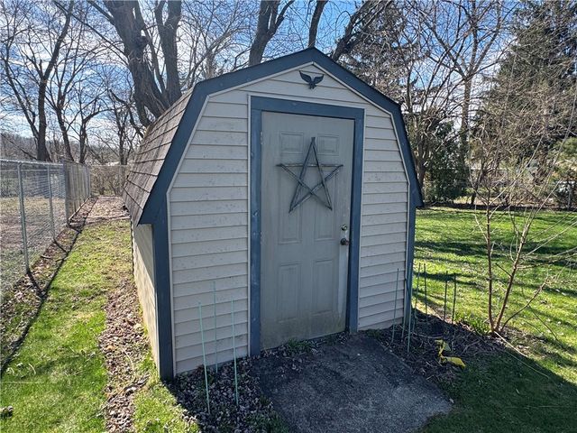 6 Danzig Lane, Fairborn, OH 45324