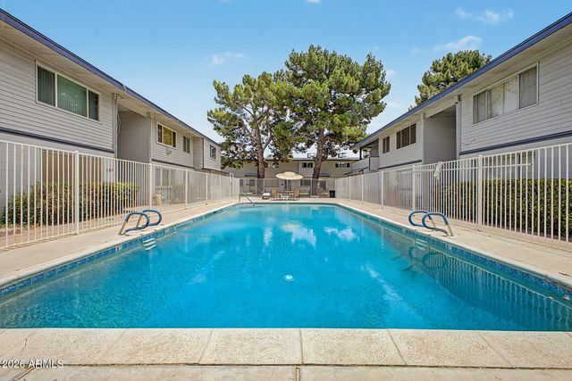 2549 W Rose Lane A-113, Phoenix, AZ 85017