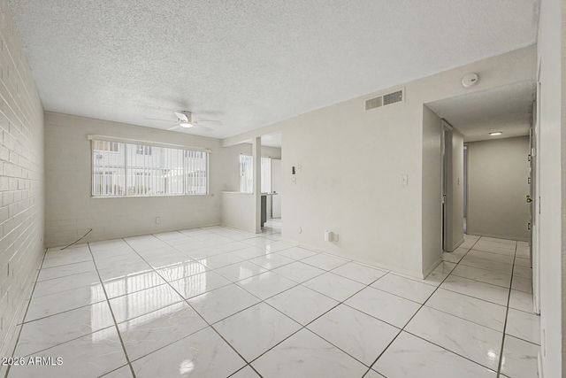 2549 W Rose Lane A-113, Phoenix, AZ 85017