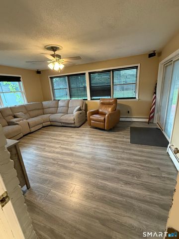 54 Harding Avenue, Newington, CT 06111