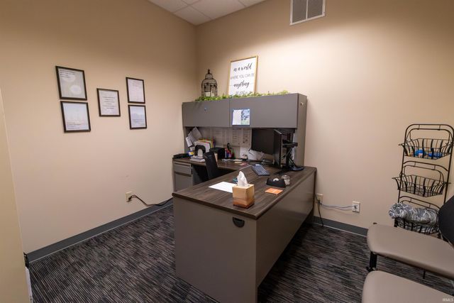2809 Commercial Road, Huntington, IN 46750